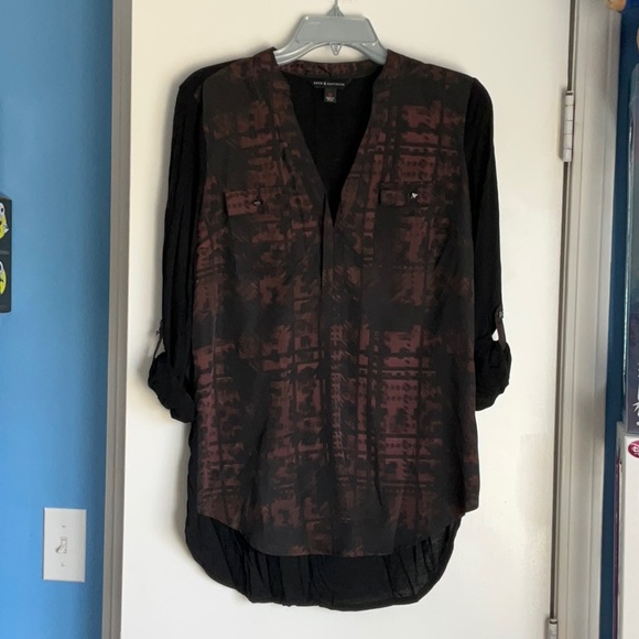 Rock and Republic Women’s blouse Size Medium - Picture 1 of 6